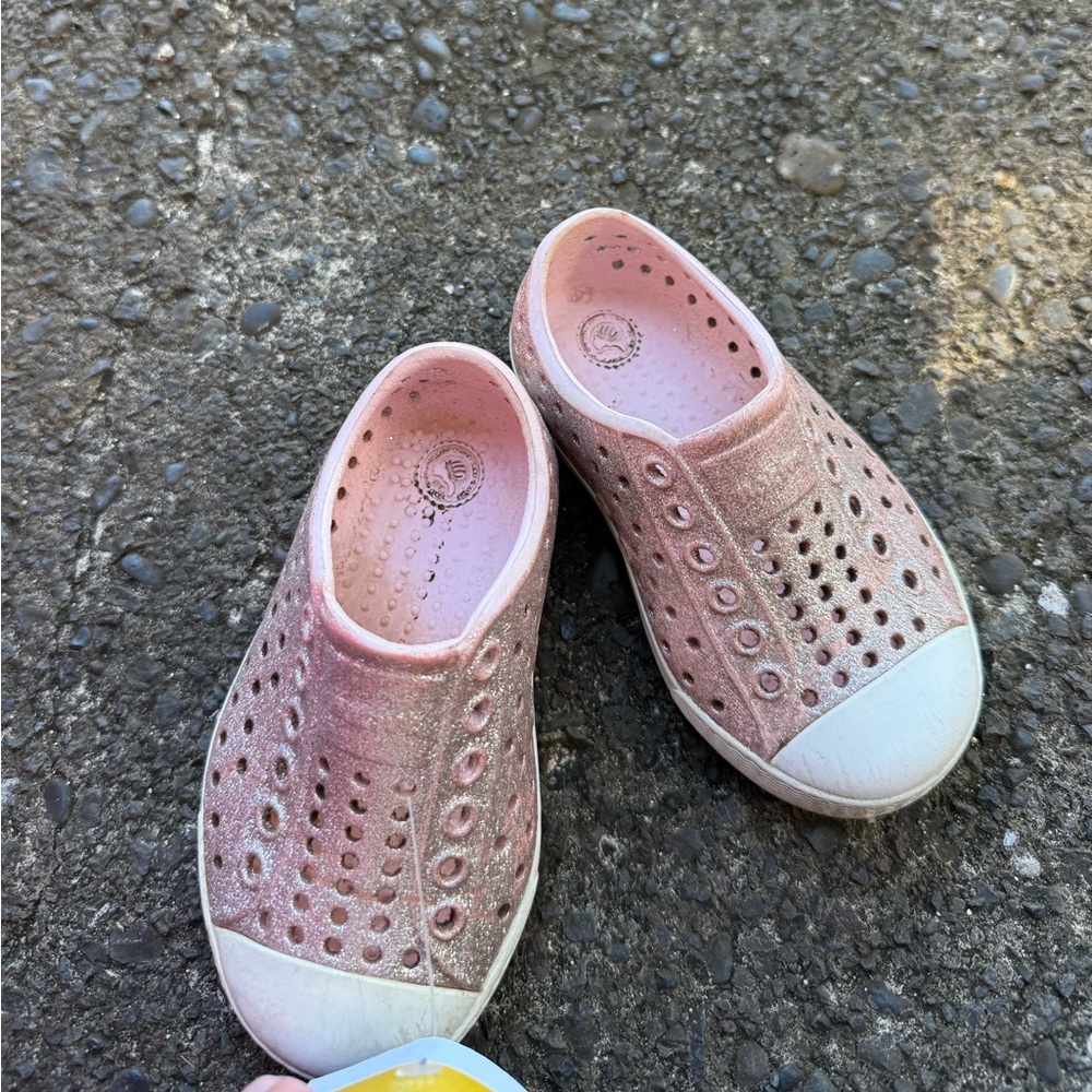 Native‎ Water shoes